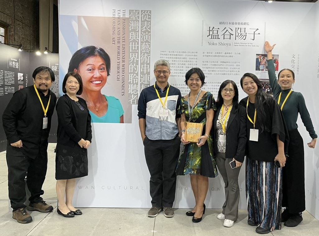 dc5db76c-e81d-430e-ba54-1d55d7d60922