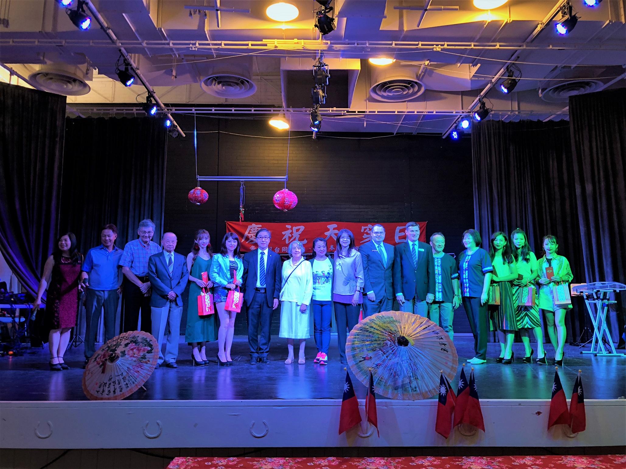 墨爾本客家聯誼會及帝汶留臺同學會於本(107)年3月11日上午舉辦慶祝2018年天穿日活動，本處陳處長瓊玉偕同仁應邀出席。