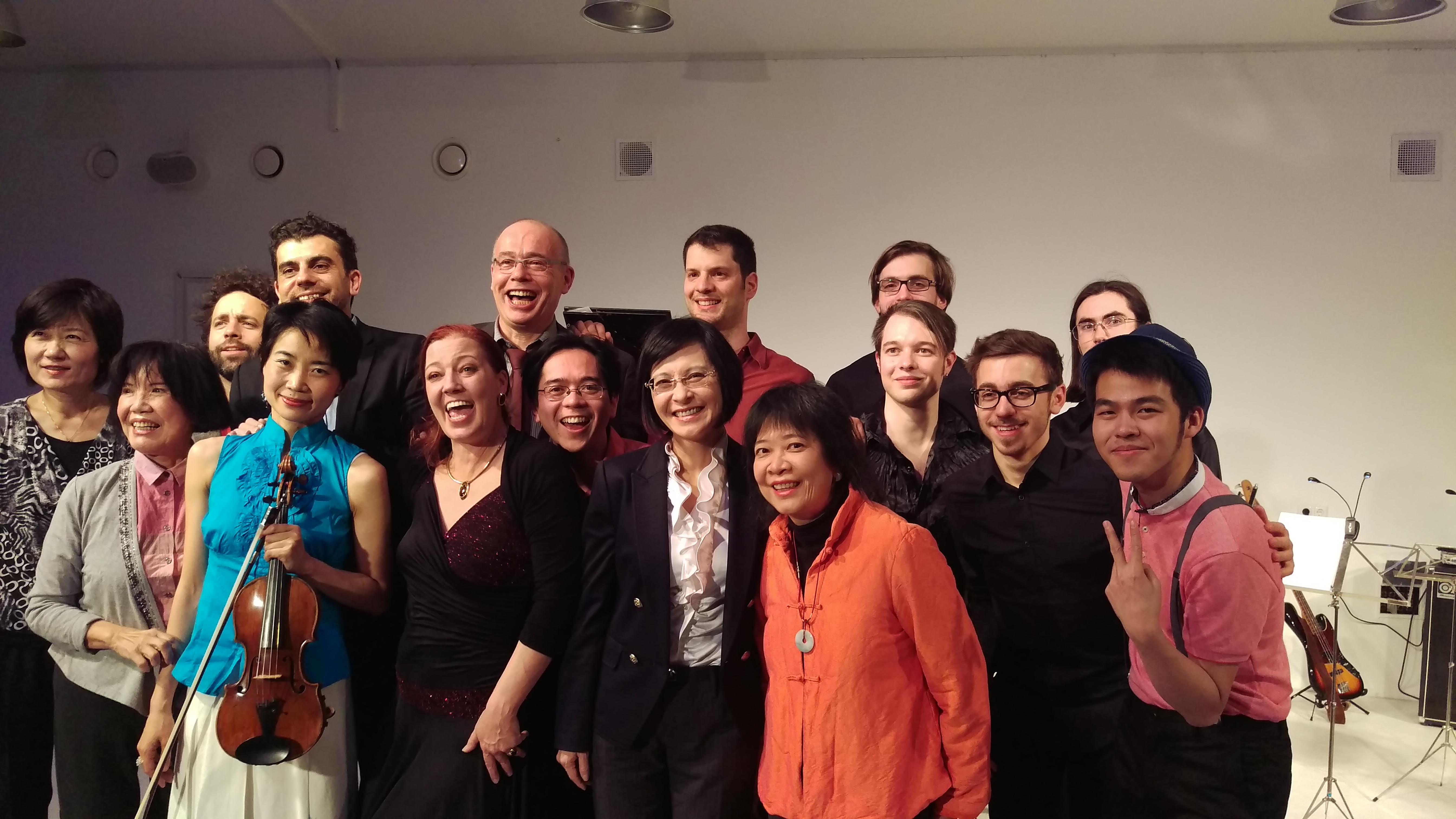 2016台灣音樂x探戈x爵士德奧巡迴表演,第一站於3月10日晚上8時在維也納KunstSozialRaum精彩演出,獲得滿堂彩!