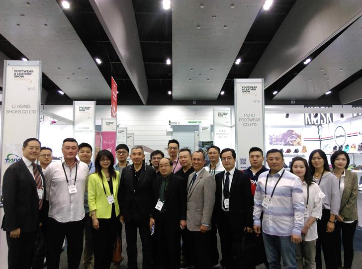 DG Chen attended “Footwear and Leather Show Australia/ International Sourcing EXPO Australia” and visited Taiwanese exhibitors in Melbourne on 20th November. 