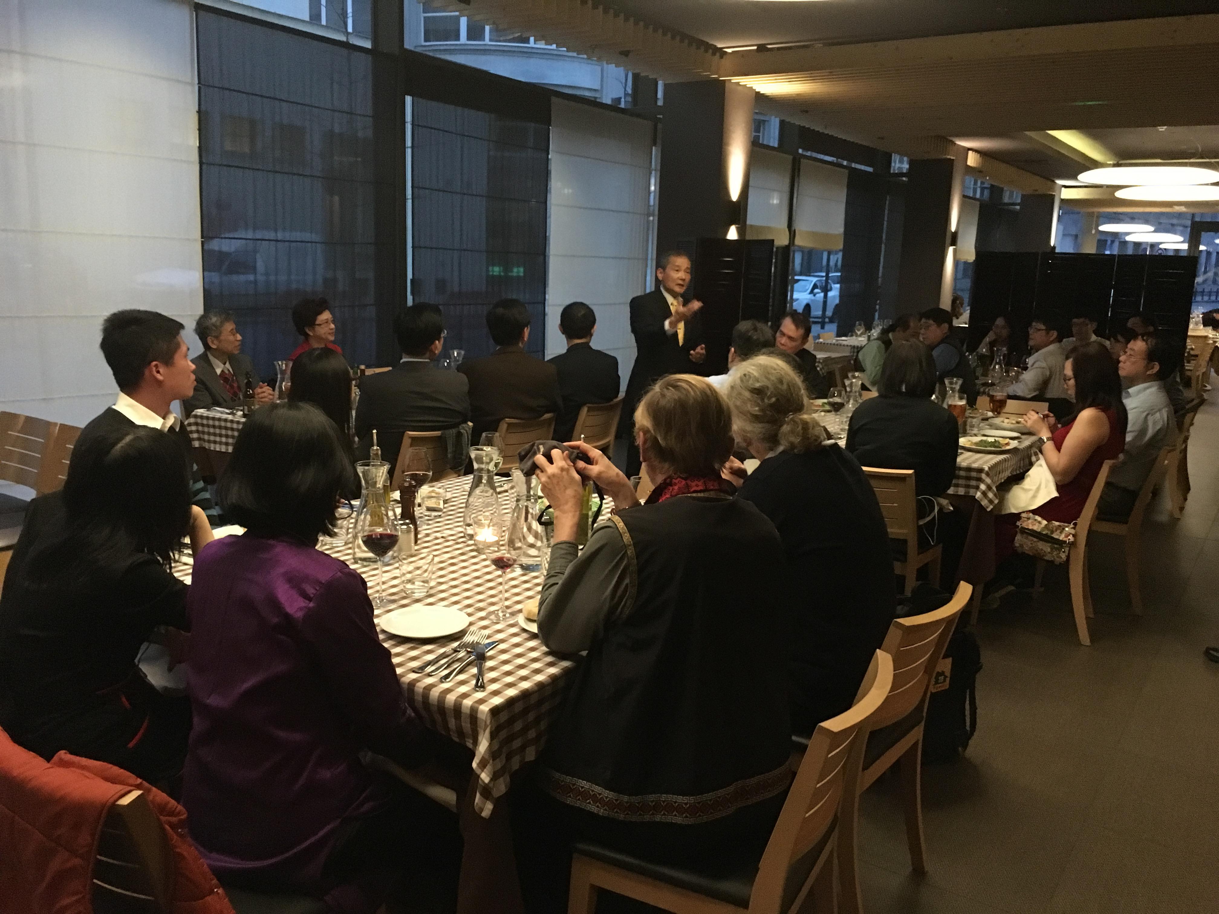 陸大使宴請訪捷學者