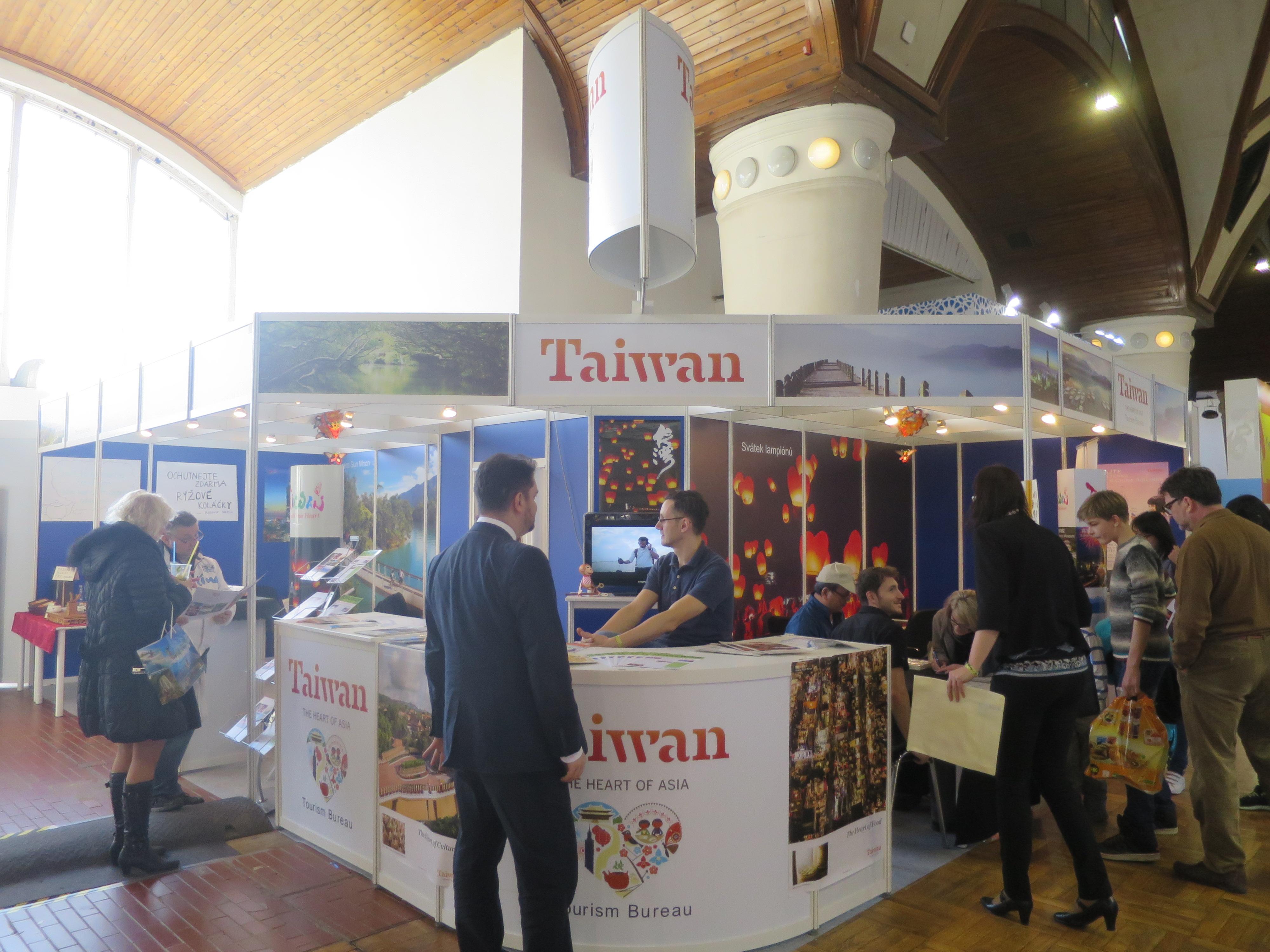 2月16日至19日台灣館位於角窗位置明亮耀眼