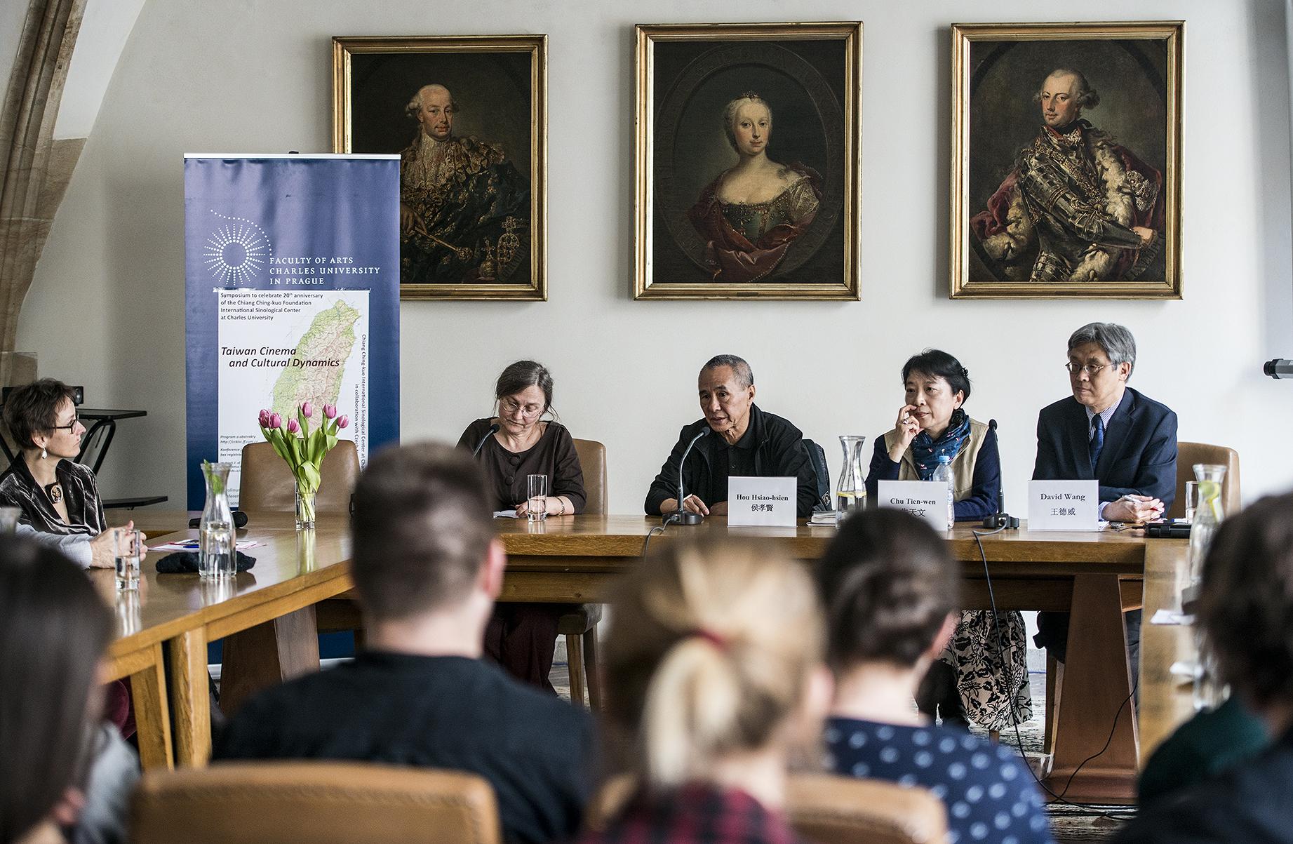 台灣及侯孝賢電影與文學研討會5月2日舉行，邀請侯孝賢導演現身說法，與電影學者對話。