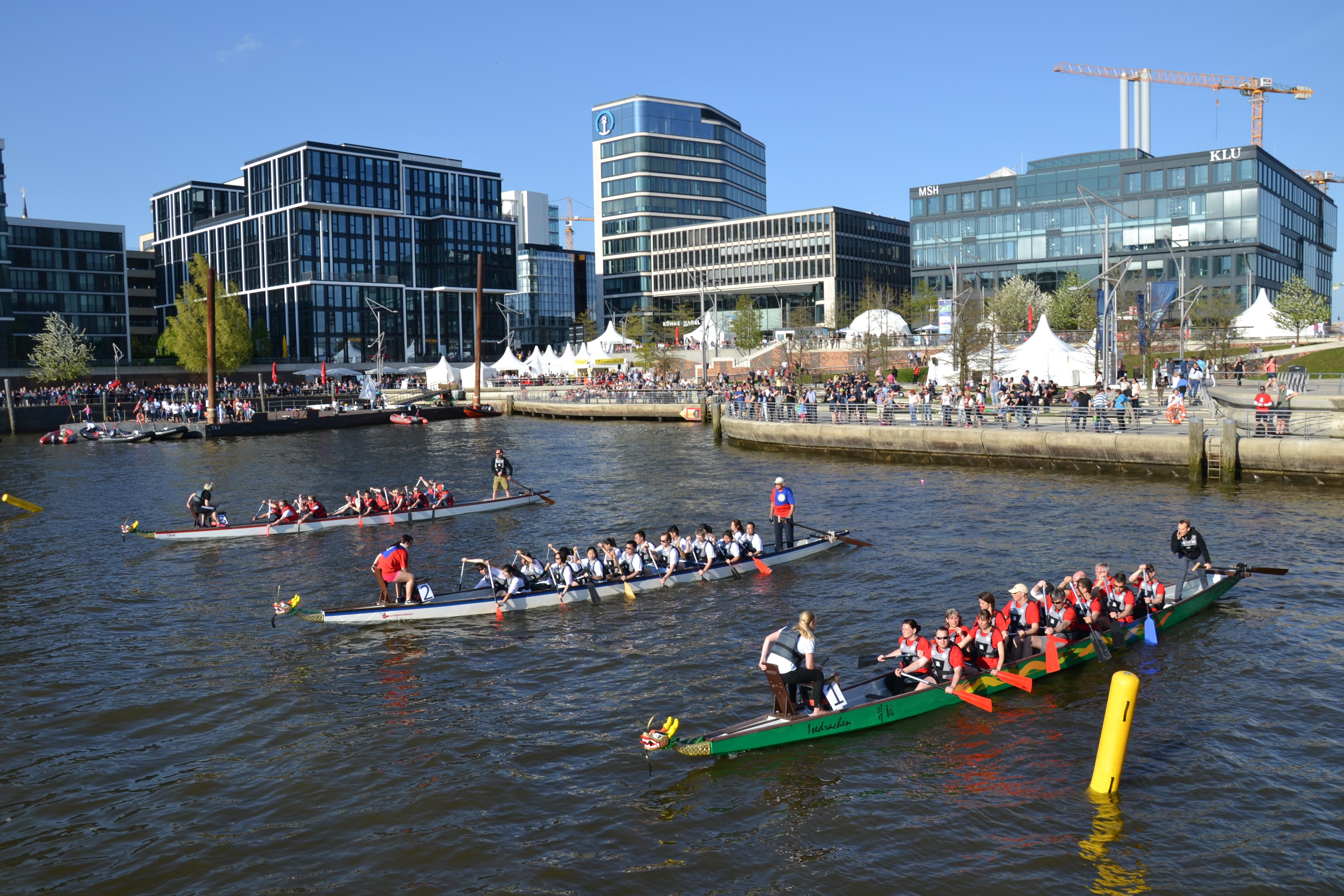 TAIWAN GO TOP隊(中間)蓄勢待發