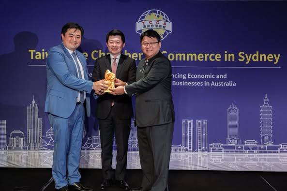 Director General David Wu and Mrs. Wu Attended the Inauguration of the 20th Board of Taiwanese Chamber of Commerce in Australia