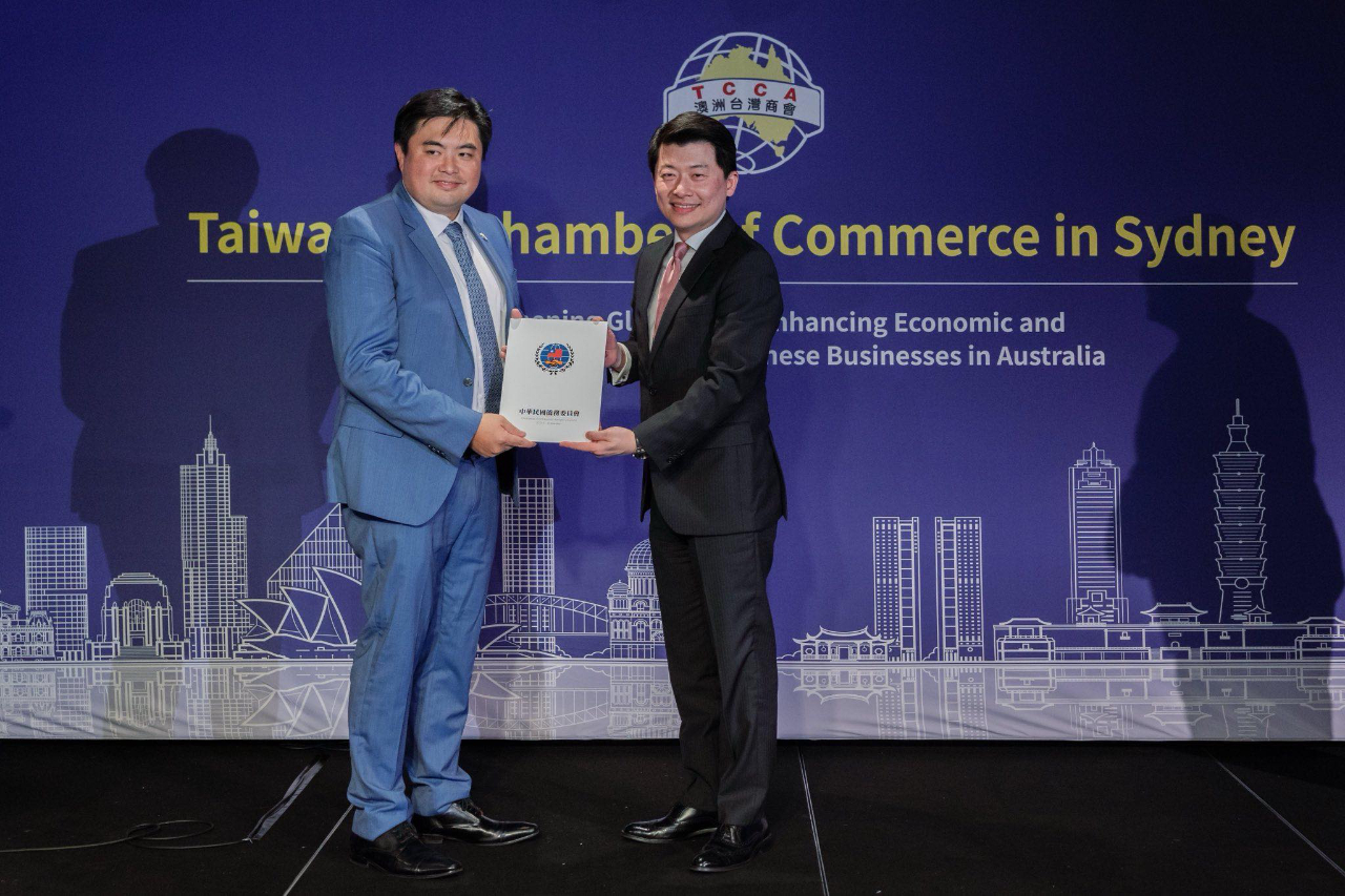 Director General David Wu and Mrs. Wu Attended the Inauguration of the 20th Board of Taiwanese Chamber of Commerce in Australia
