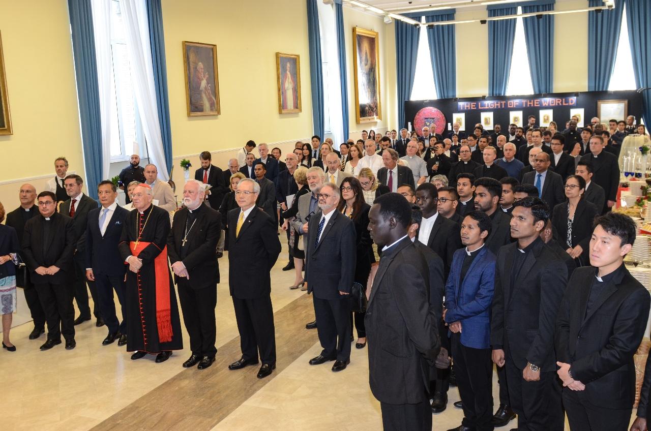 This Embassy will, as always, work with the Holy See and engage in dialogue and carry out concrete actions to ensure that the world we live in remain peaceful and sustainable guided by our shared aspiration for peace, freedom of religion, human dignity and respect for the environment. Taiwan is open to dialogue with Mainland China, but only “without any political precondition and on an equal footing.” 