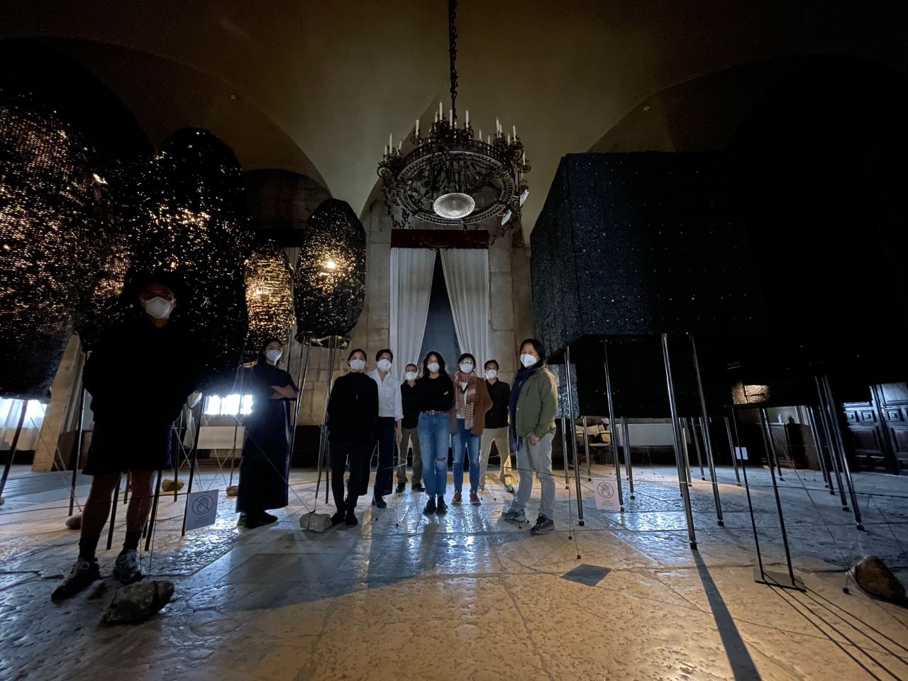 1.建築團隊、國美館、運輸人員、代理人合照 foto di gruppo della delegazione proveniente da Taiwan
