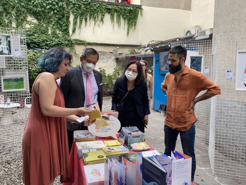 78662848-f0aa-476f-84f4-af217d23a9ab