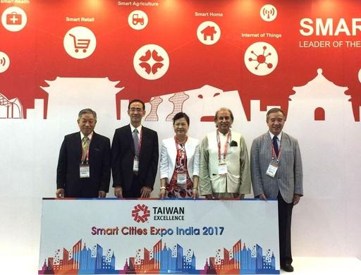 (From left) Amb. Tien Chung-Kwang, Representative of TECC in India, Kuo Lin-Wu, Vice Chairman of the Taiwan External Trade Development Council, Hon. Wang Mei-Hua, Vice Minister of ROC (Taiwan) Ministry of Economic Affairs, Prem Behl, Chairman of Exhibitions International Group, and Francis Tsai, Chairman of India Economic and Trade Committee under the Taiwan Electrical and Electronic Manufacturers’ Association.