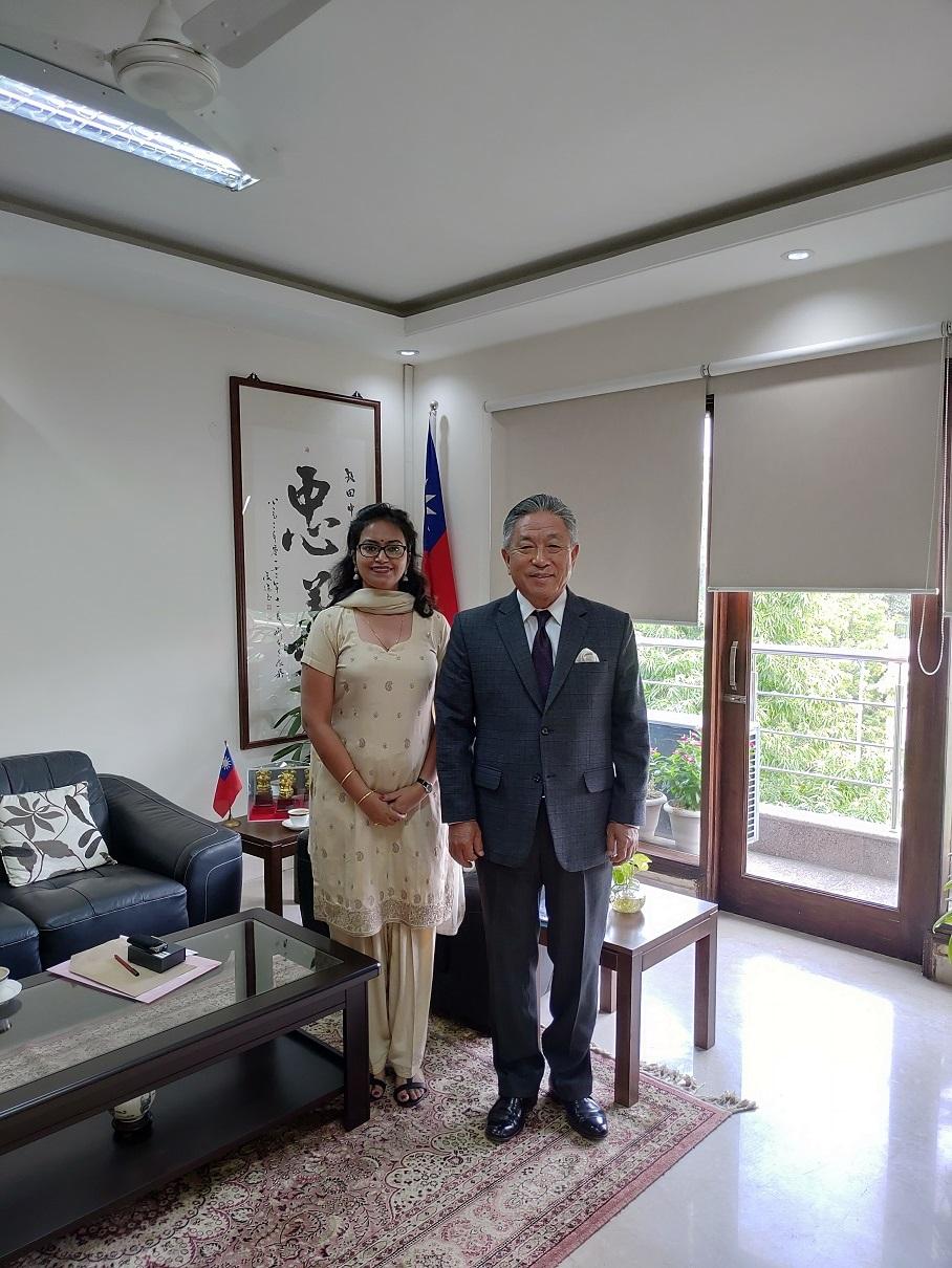 Amb. Chung Kwang Tien (right), Representative of Taipei Economic and Cultural Center in India, gave an interview on Taiwan-India relations in culture, education, trade and so on to the ARTLAND, a quarterly journal sponsored by India International Rural Cultural Center Aug. 13th, 2018.