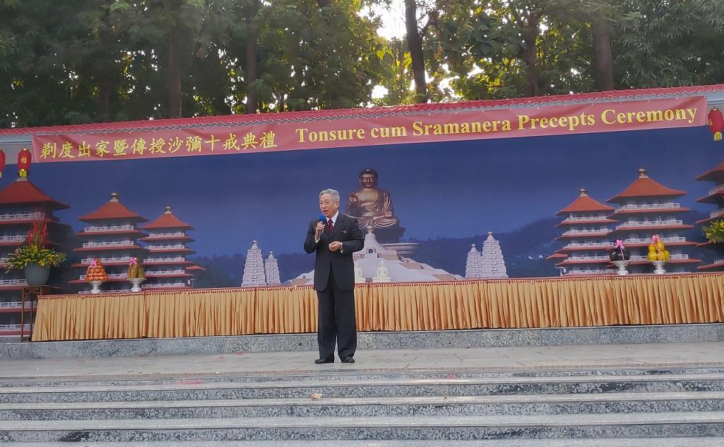 Amb. Tien made remarks at a Tonsure cum Sramanera Precepts Ceremony at FGS Educational and Cultural Center in New Delhi on Dec. 23, 2018.