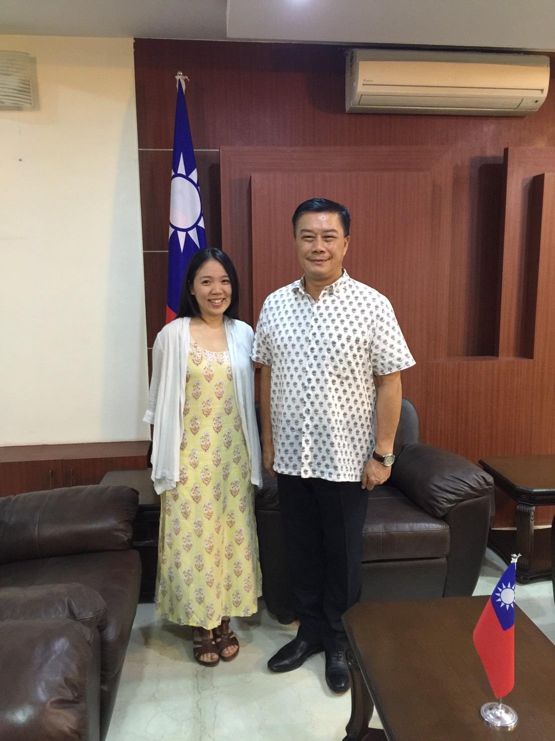 李朝成處長（右）
鄒宛育老師（左）
