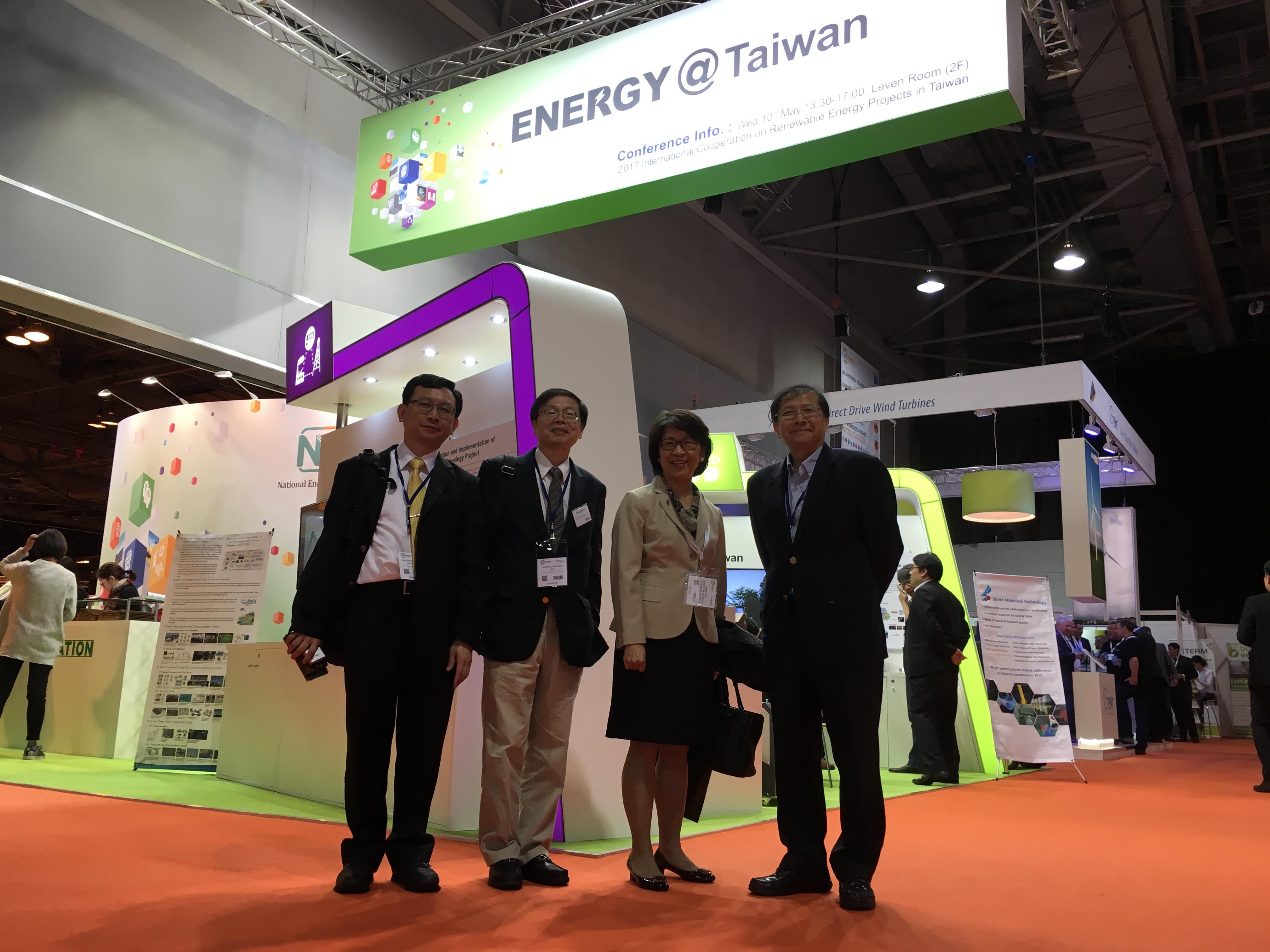 On 10th May Director General Jane Hsu visits the Taiwanese Pavilion at the 2017 All-Energy Exhibition Glasgow