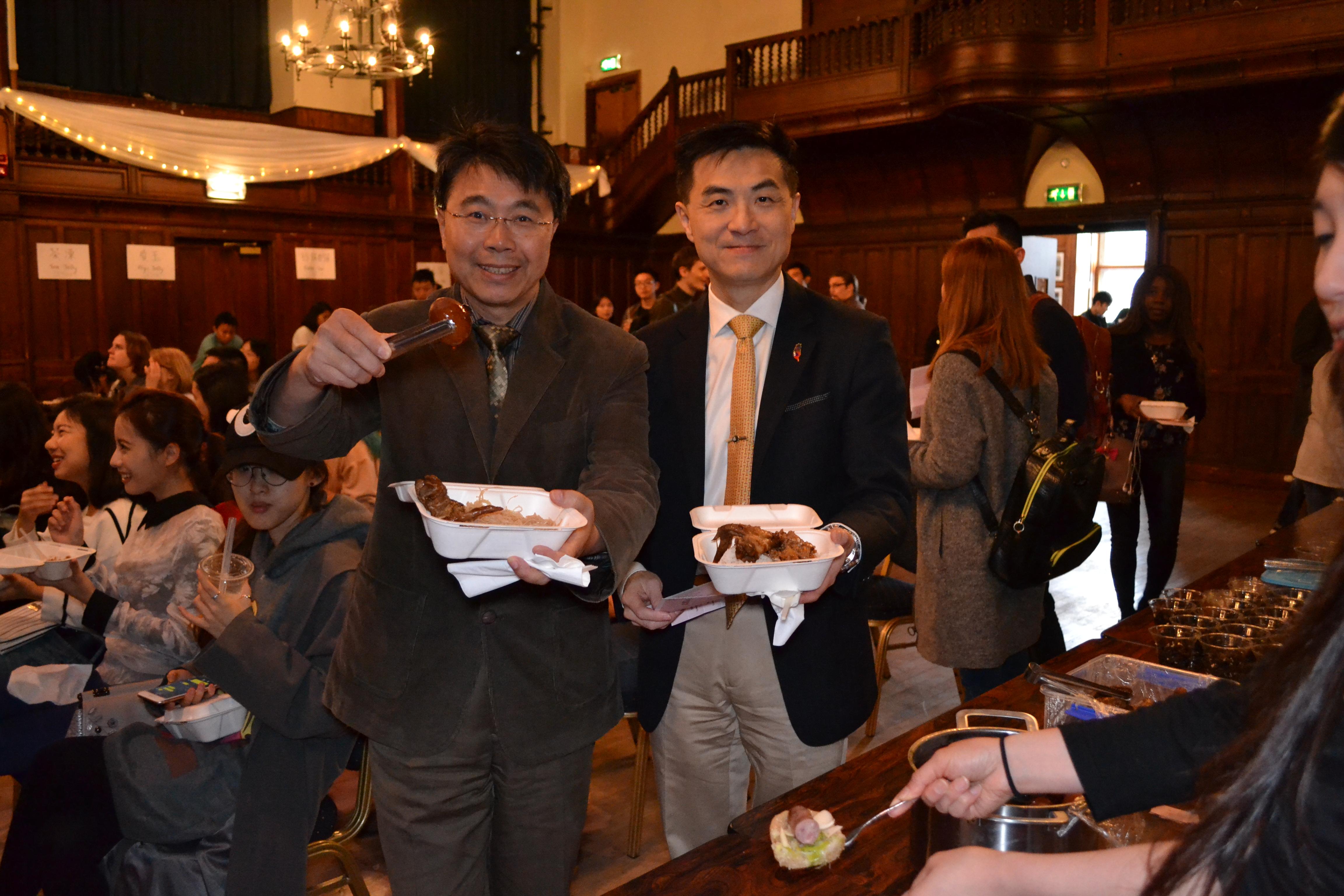 Director General Jason Lien and Deputy Director General Seaver Chang attend the Taiwanese Food Fair on the 14th October 2017 at Teviot Debating Hall &amp; Bar in the University of Edinburgh.