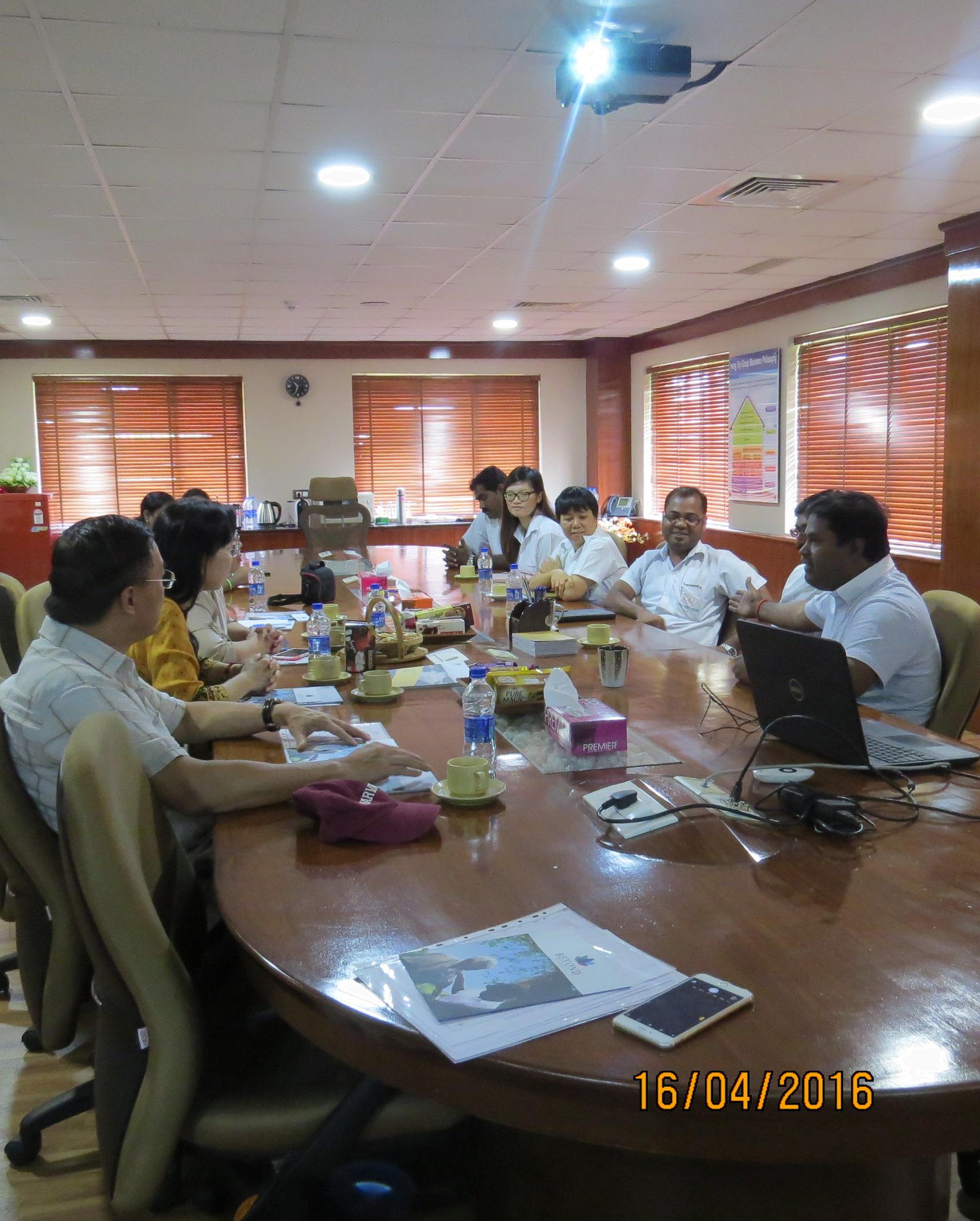The Lotus Footwear briefing for Changhua Christian Hospital delegation