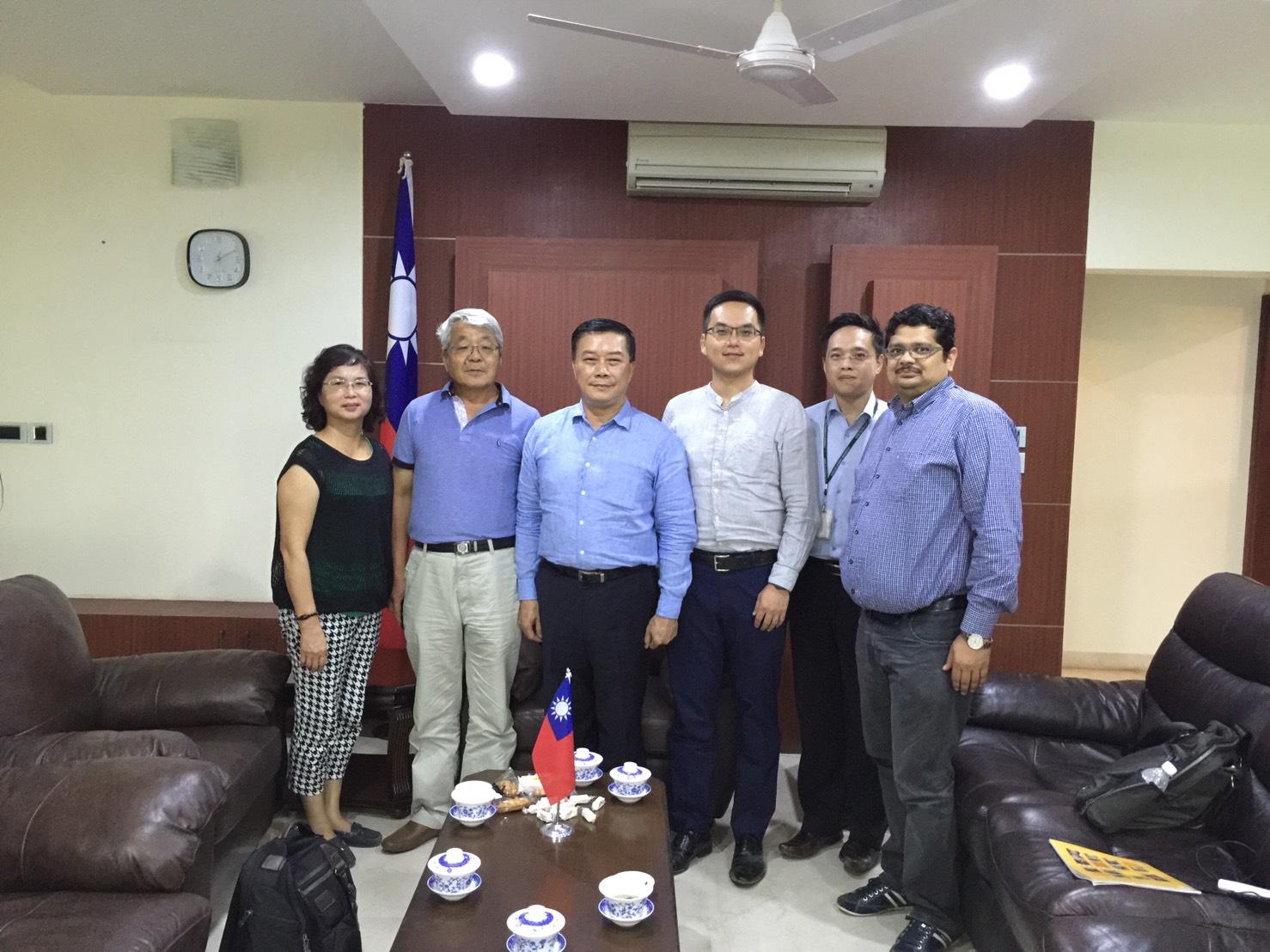 (From Left to Right: Mrs. David Tseng, Mr. David Tseng, Director General Charles Li, Mr. Kevin Tseng, Mr. Century Huang, Mr. Parikshit Jain)
