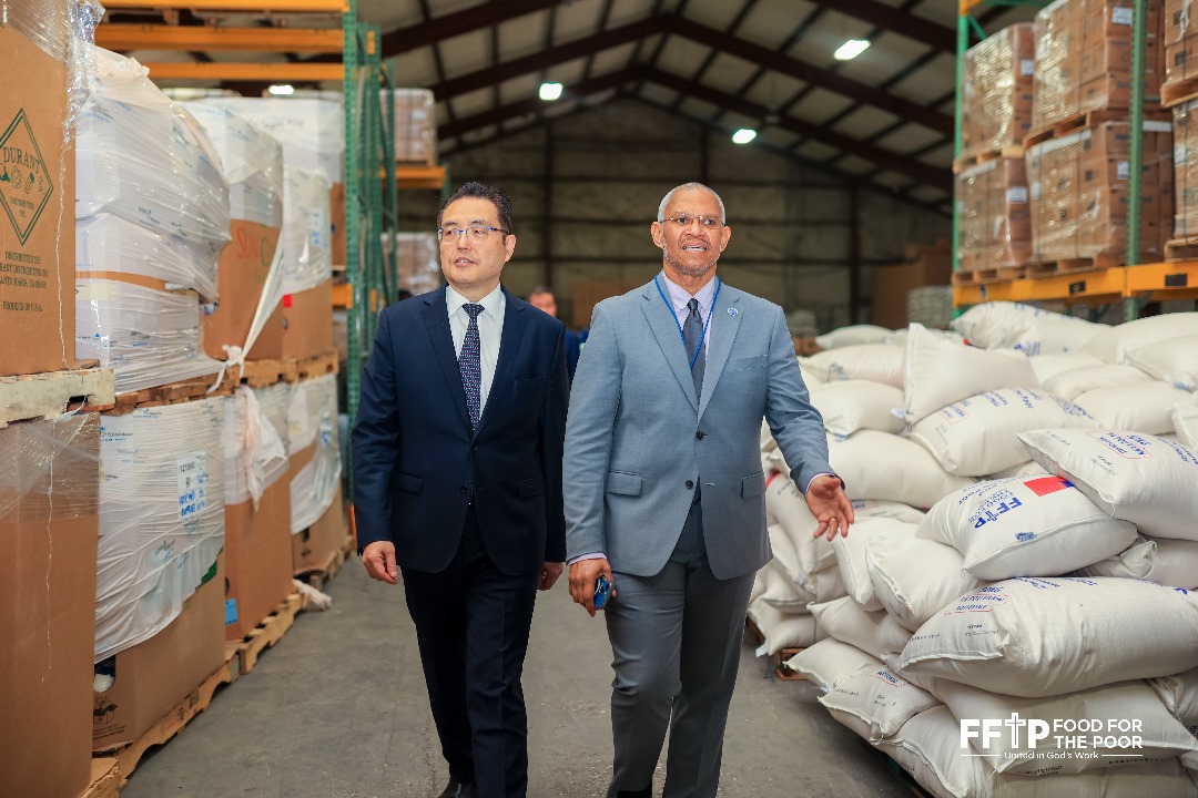 2024年台灣政府透過援贈「糧食濟貧組織」(FFTP)8,240公噸白米，救助海地貧困民眾