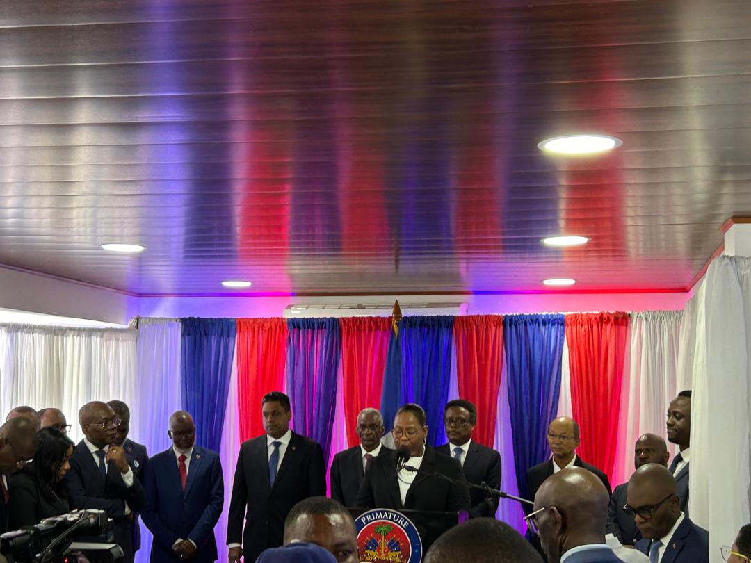 總統委員雅博菈(Régine ABRAHAM)女士發表演說