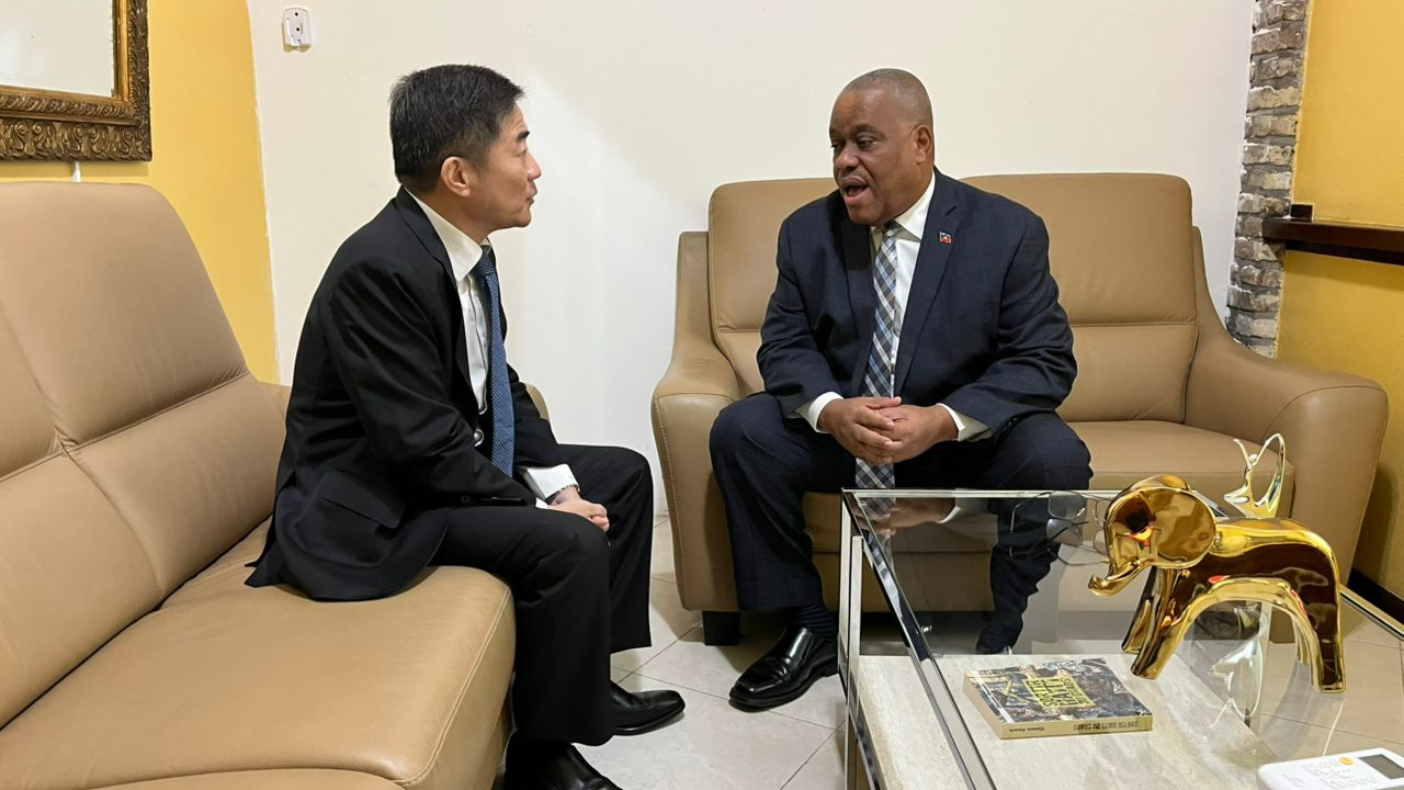 L'Ambassadeur Cheng-hao HU a rencontré le Premier Ministre Garry CONILLE pour un échange constructif autour de sujets d'intérêt commun.