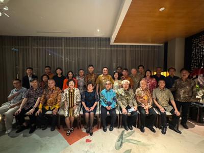 Minister OCAC CHIA-CHING HSU Visits Overseas Chinese Community in Surabaya and Bali