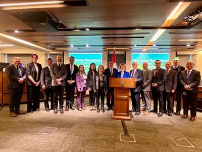 Les législateurs canadiens ont organisé une réception de bienvenue au Parlement Hill pour Kelly Hsieh, vice-ministre des Affaires étrangères de notre pays