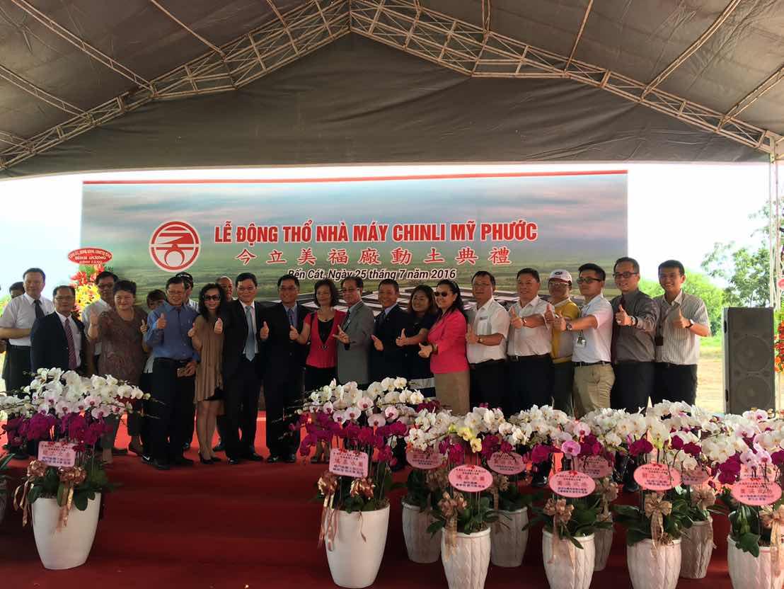 Chủ nhiệm Văn phòng KTVH Đài Bắc tại TP.HCM cùng phu nhân tham dự Lễ động thổ Nhà máy thứ 5 Công ty Chin Li tại Khu Công nghiệp Mỹ Phước của ông Tạ Minh Huy- Tổng Hội trưởng HHTM Đài Loan tại Việt Nam
