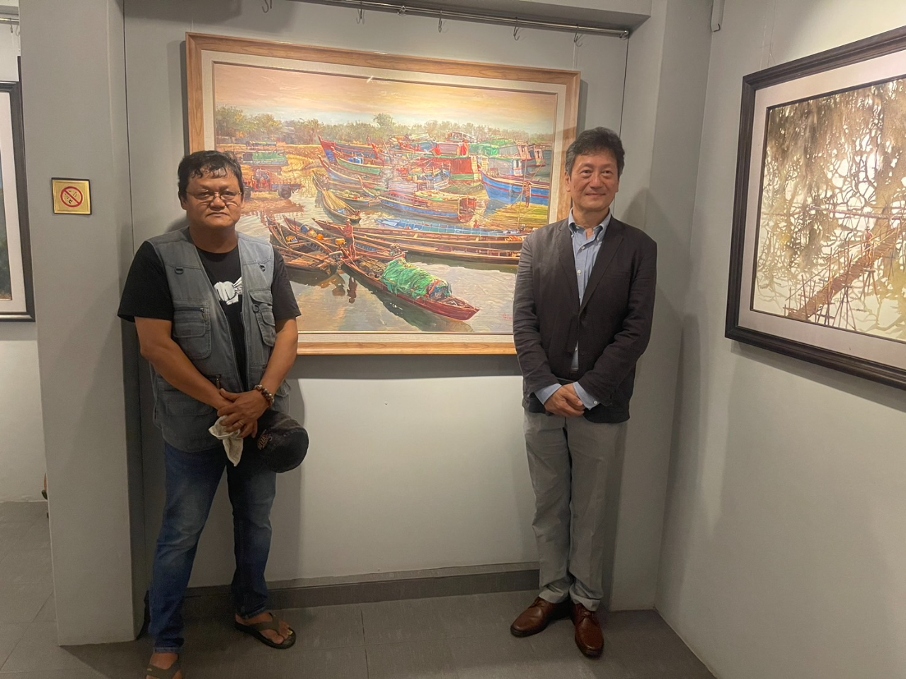 113 年 3 月 29 日本處周大使參加「Progress on Art Journey:Art Exhibition 2024」緬甸畫展開幕。