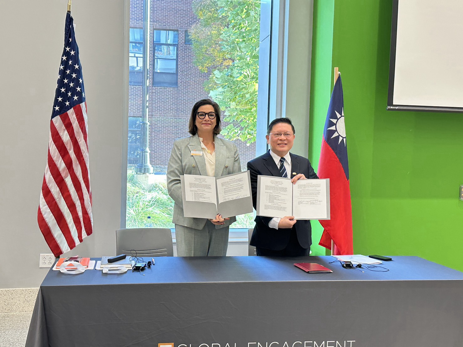 Taipei Economic and Cultural Office in Atlanta and University of Tennessee, Knoxville Sign Memorandum of Understanding on Educational Cooperation