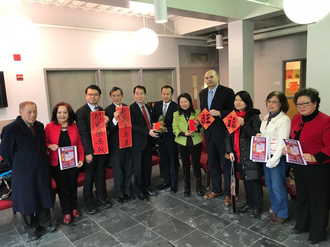 何處長一行拜會華人諮詢服務處