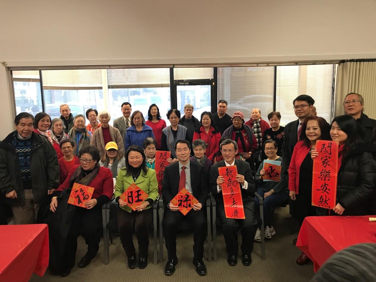 何處長一行拜會潮洲同鄉會