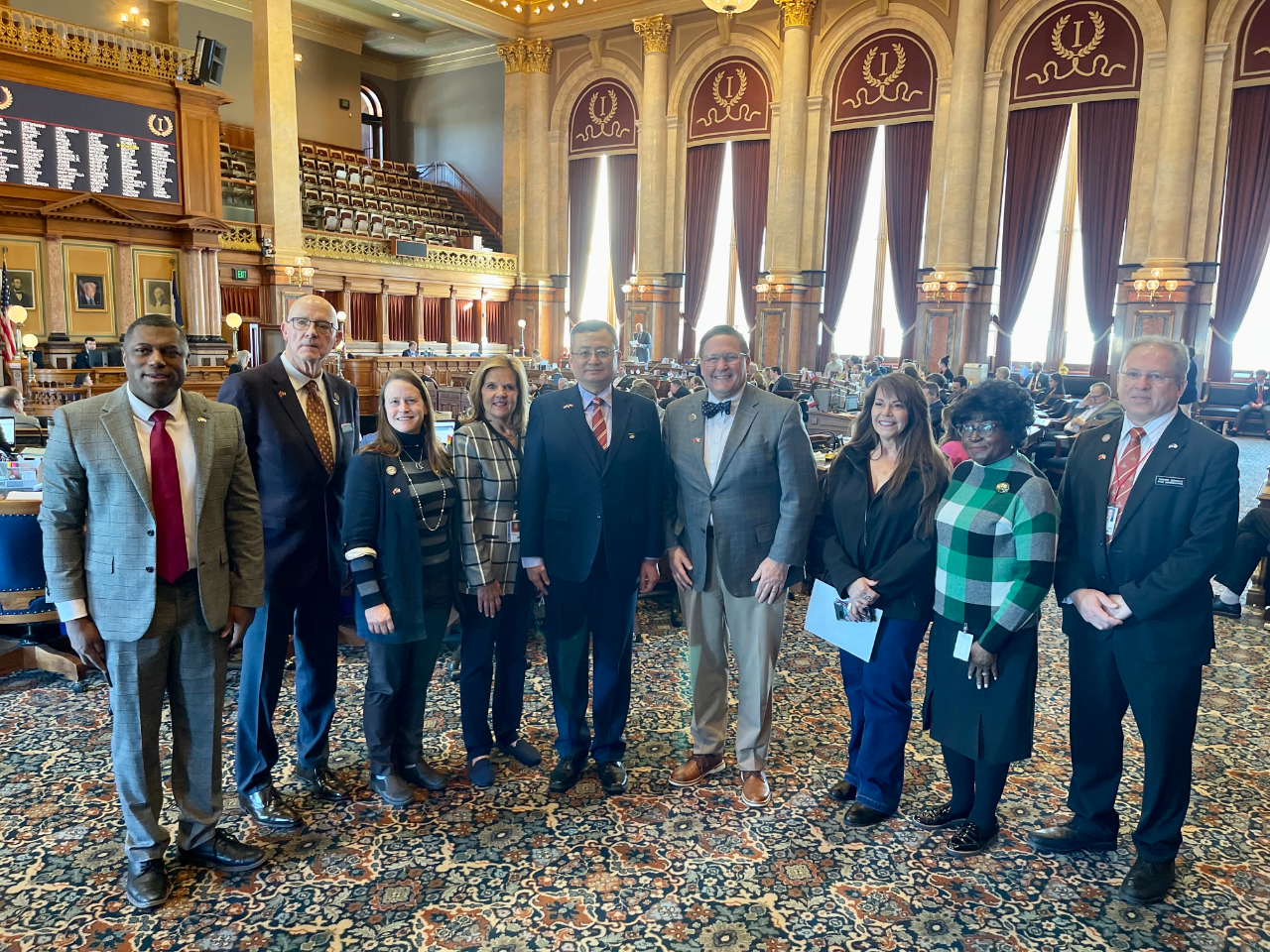 6年來首見!愛荷華州參議院、州眾議院聯袂通過友台決議案，肯定台灣民主成就，並重申堅定支持我國... - 駐芝加哥台北經濟文化辦事處