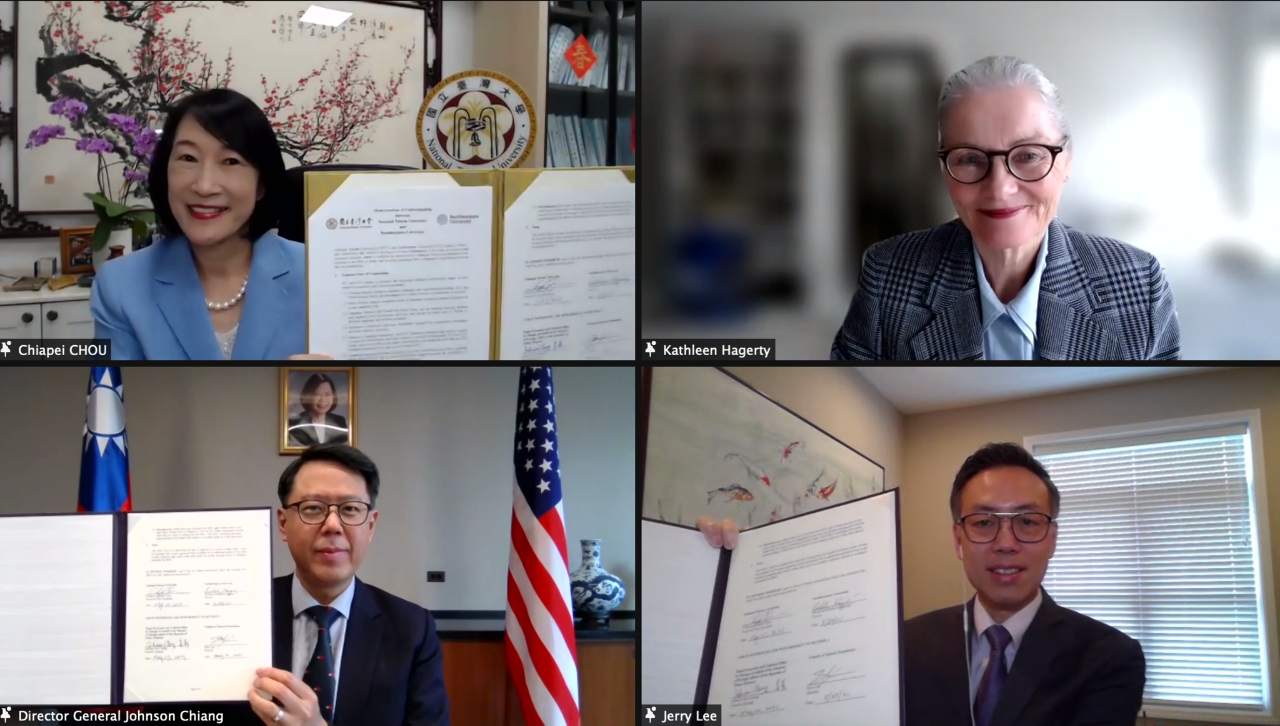 Director General Johnson Chiang represented the Ministry of Foreign Affairs of Taiwan to ink the MOU as witnesses.