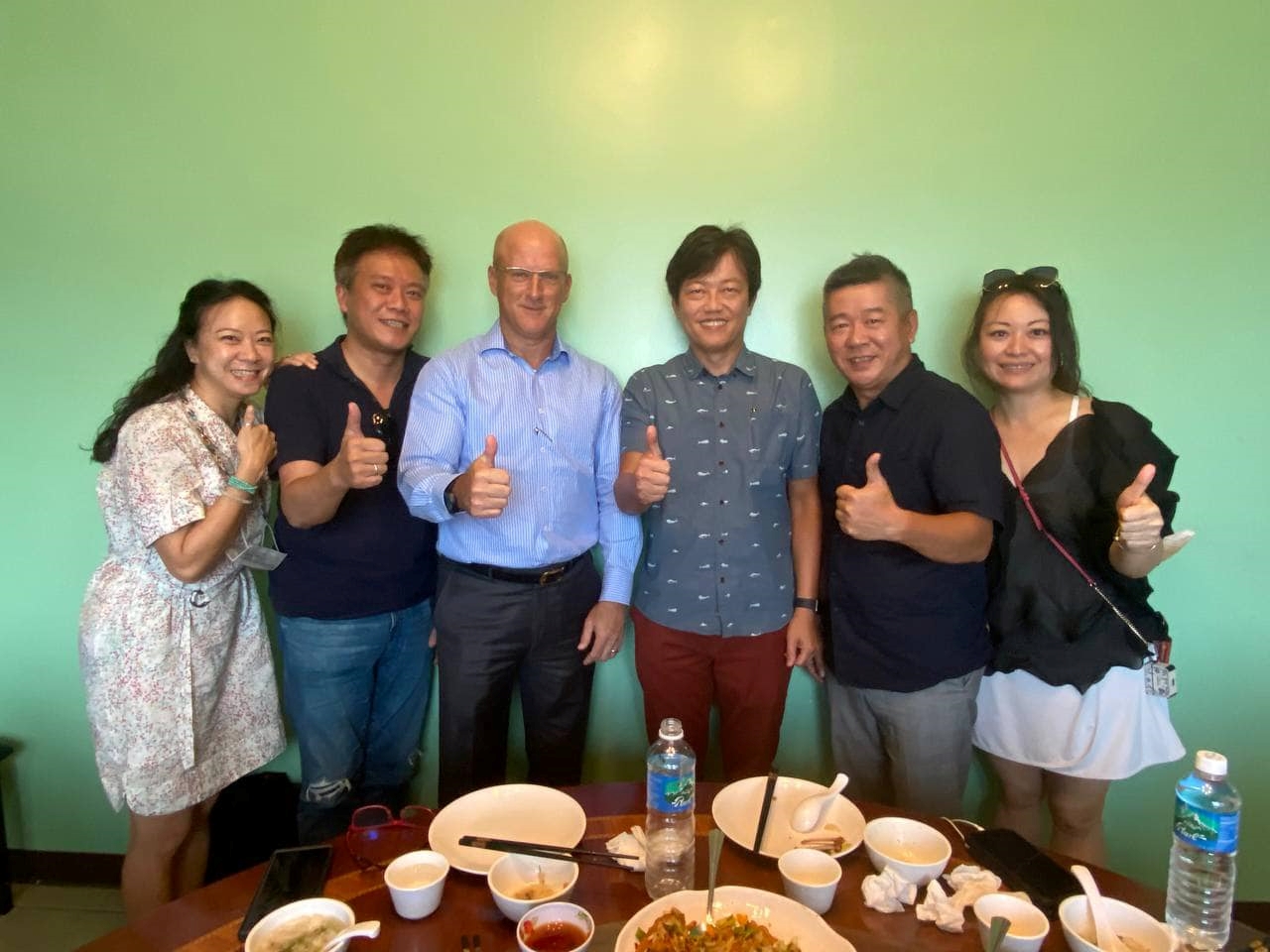 本處陳總領事盈連於本(111)年8月8日與雄獅旅行社主題旅遊一部協理黃鉦堯、董事長室協理陳玉... - 駐關島台北經濟文化辦事處