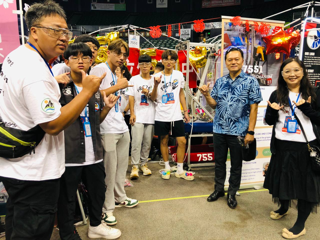 Director General Richard Lin with the delegation of Chiayi County Jhuci Senior High School at the 2023 FIRST Robotics Competition (FRC), Hawaii Regional on March 23, 2023