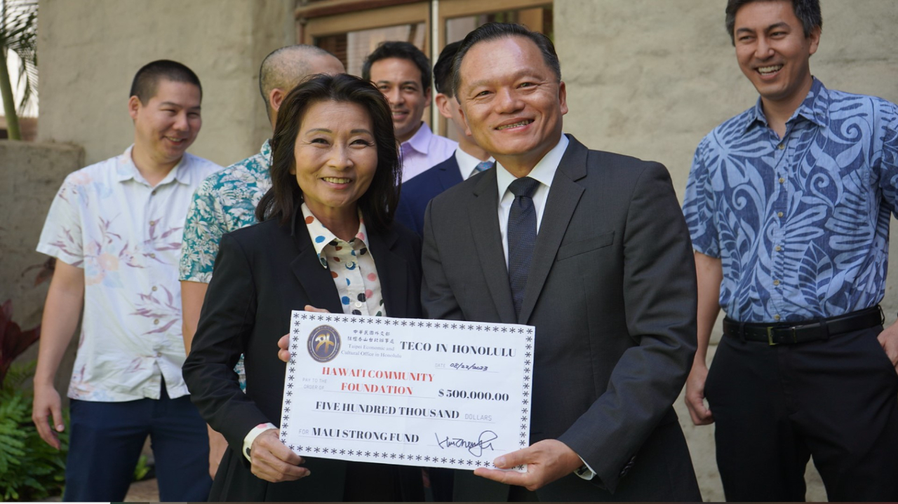 Lt Governor Sylvia Luke invited to witness the donation ceremony.