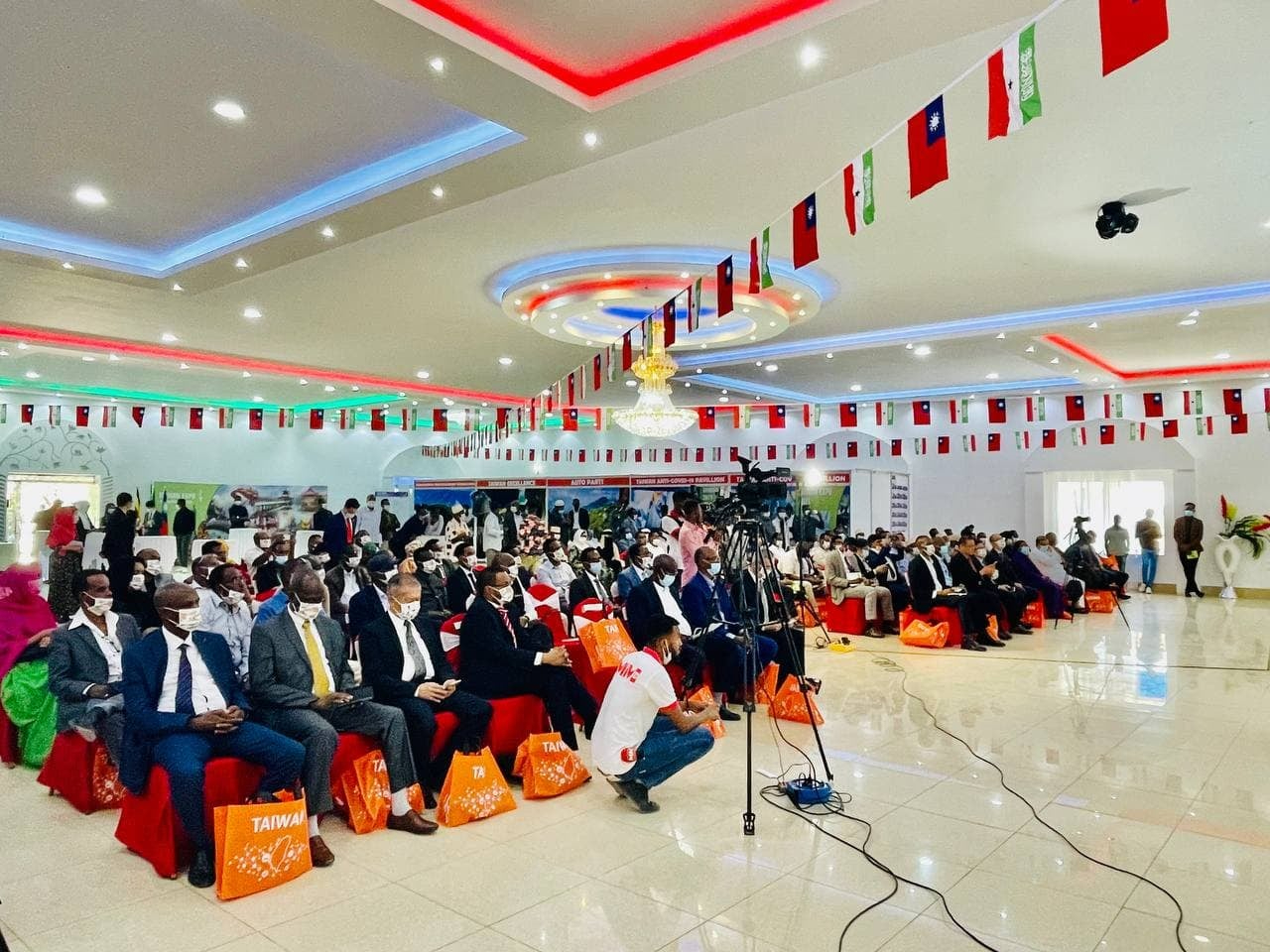 251638628_403337004458078_2984854747111837702_n