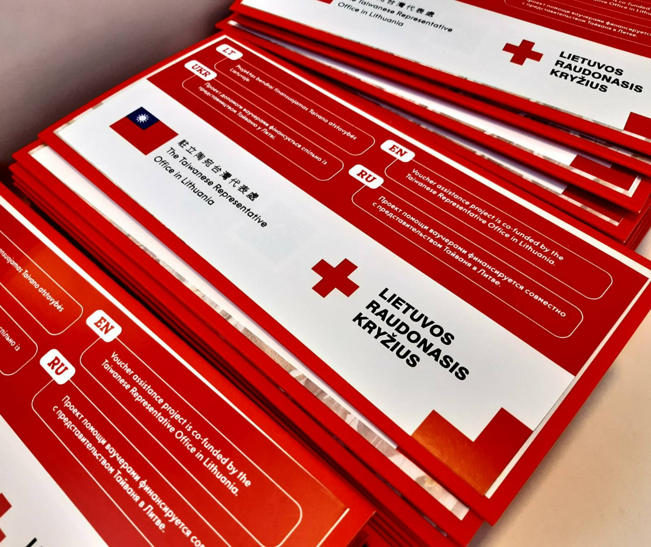 駐立陶宛代表黃鈞耀參加「立陶宛紅十字會」運用台灣捐贈100萬美元協助在立陶宛的烏克蘭難民儲值... - 駐立陶宛台灣代表處The Taiwanese  Representative Office in Lithuania