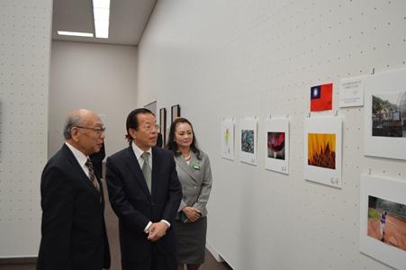 謝長廷･駐日代表(照片左2)