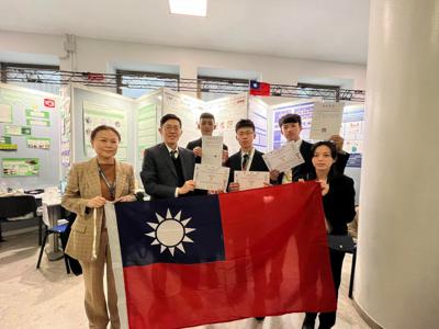 La squadra di Taiwan ha vinto la medaglia d'oro al Concorso “I Giovani e le Scienze” per l’edizione 2024, promosso dalla FAST!