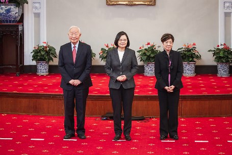 今年のAPEC首脳会議、台湾代表はTSMC創業者・張忠謀氏 - 台北駐日経済