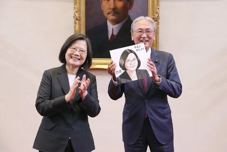蔡総統、国慶節祝賀大会後は日華懇と昼食 - 台北駐日経済文化代表処