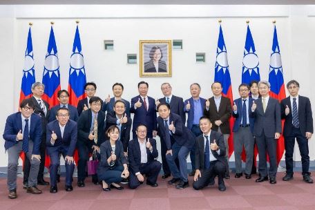 img20231117145628878_800