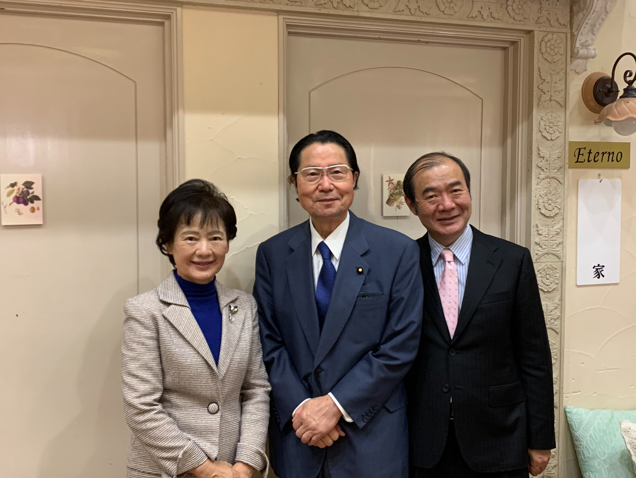 11月6日陳銘俊総領事が衆議員衛藤征士郎夫婦を表敬訪問 Fukuoka Branch, Taipei Economic and