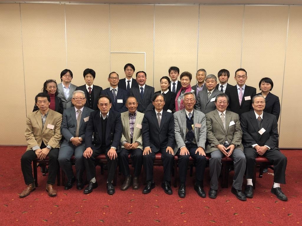 1.陳處長與神戶華僑總會幹部聯誼餐會合影