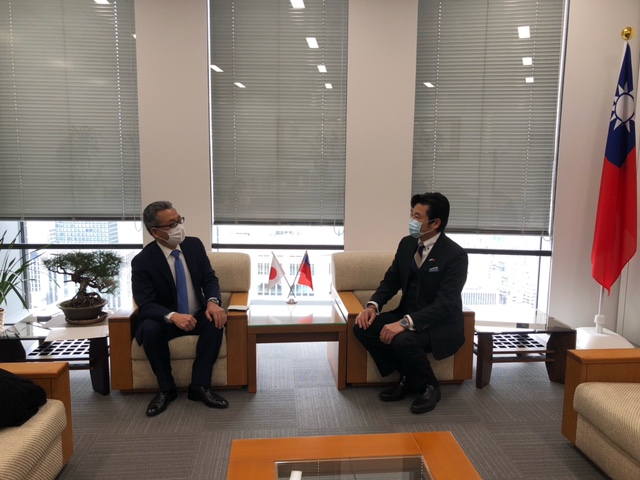 20210308矢野社長(左)、李處長(右)