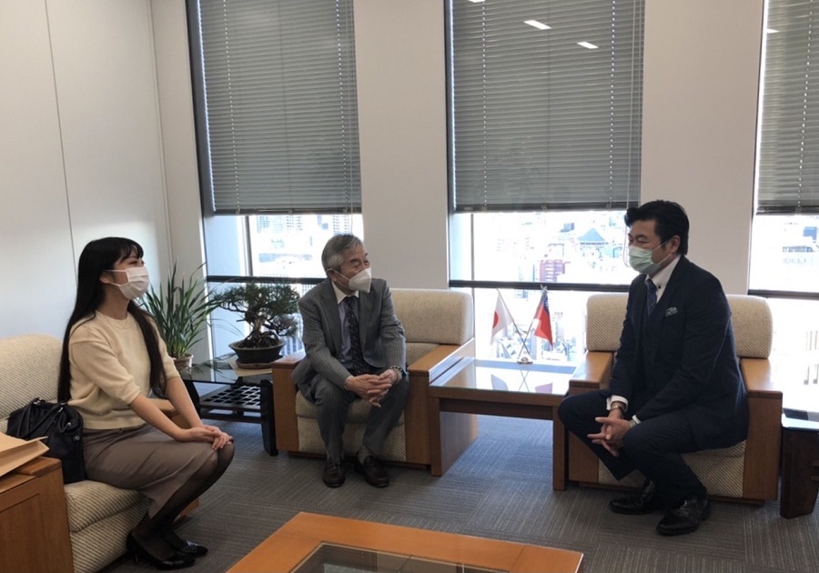 近畿物產株式會社真多敬一郎取締役社長等人來處拜會