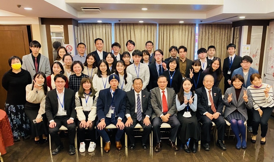 參加全員合影