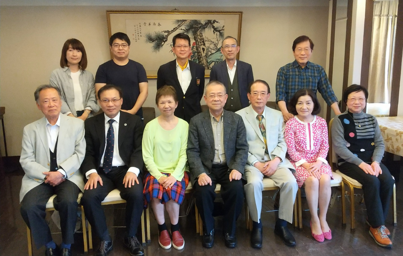 張副處長（前排左二）與出席人員合影