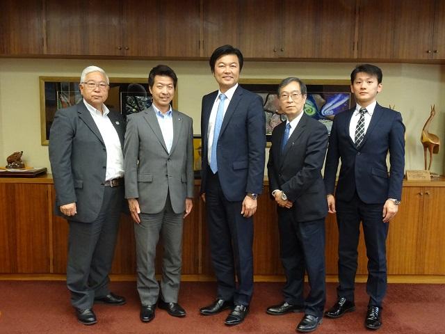 李世丙 駐大阪弁事処長が伏見隆 枚方市長 山下寿士 同副市長および前田富枝 同市議会議長を訪 台北駐大阪経済文化弁事処 Taipei Economic And Cultural Office In Osaka